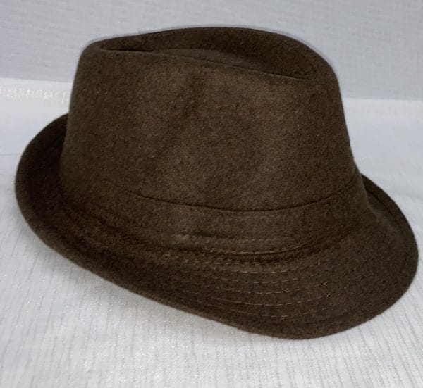 Brown Trilby Gangster Hat - image Brown-Trilby-600x551 on https://www.abracadabrafancydress.com.au